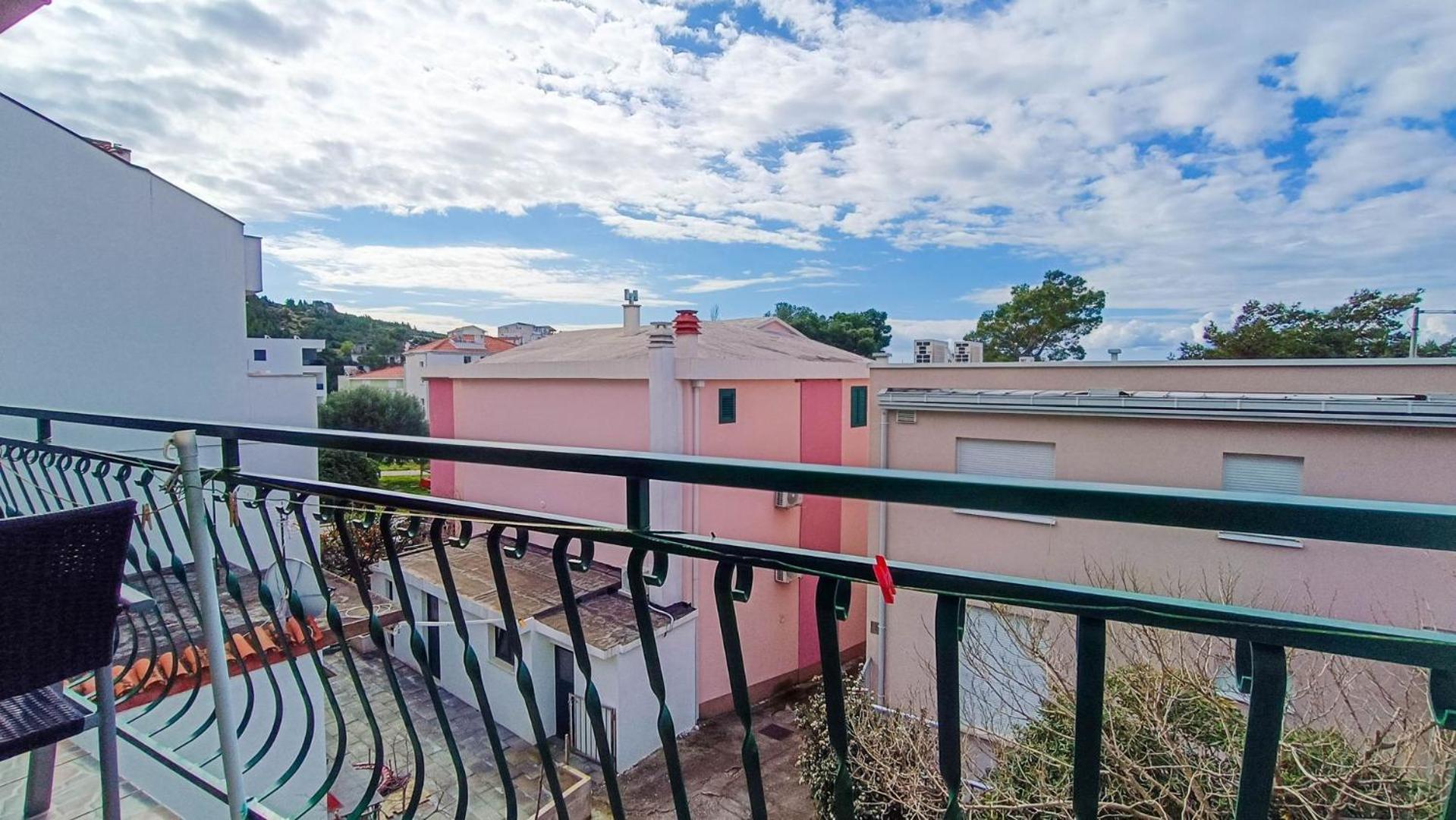 Apartments Ines - 15 Meters From The Beach 프로마이나 외부 사진